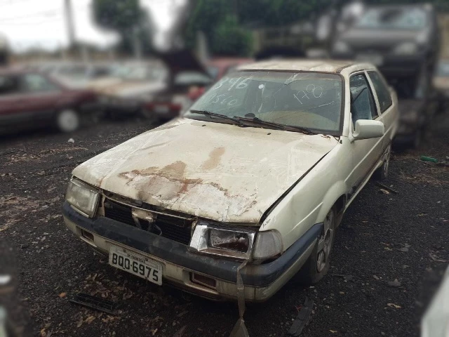 VW/Santana GLS 2000 I – 93/93 – Catanduva/SP