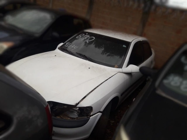 GM/Vectra GLS – 98/98 – Catanduva/SP