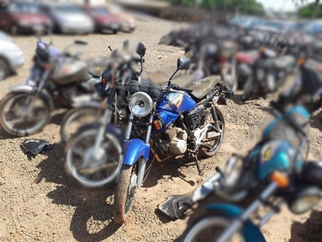 Honda/CBX 200 Strada – 00/01 – Catanduva/SP