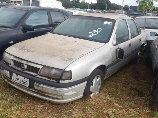 GM/Vectra GLS – 95/96 – Franca/SP