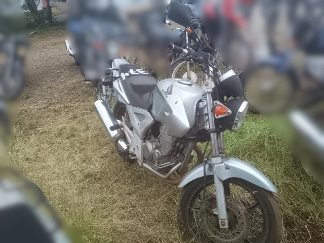 Honda/CBX 250 Twister – 05/06 – Franca/SP