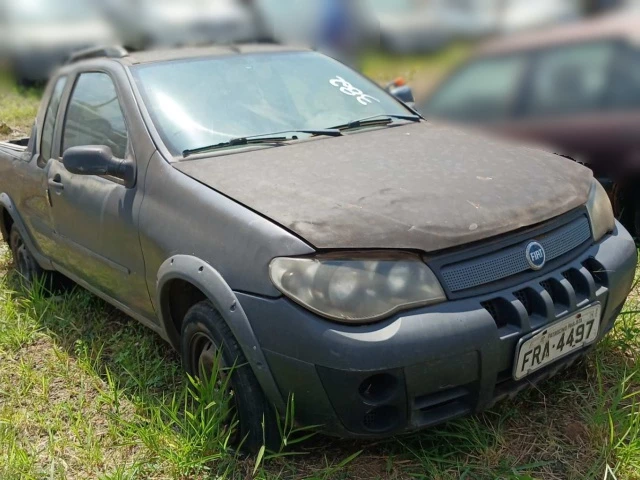 Fiat/Strada Trek CE Flex – 06/06 – Franca/SP