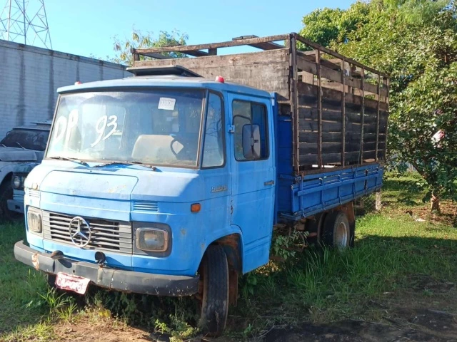 M.B./M.BENZ L 608 D – 72/72 – Franca/SP