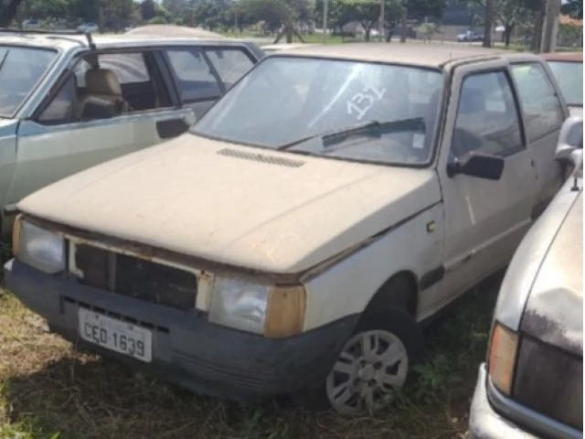 FIAT/UNO CS – 89/89 – Franca/SP