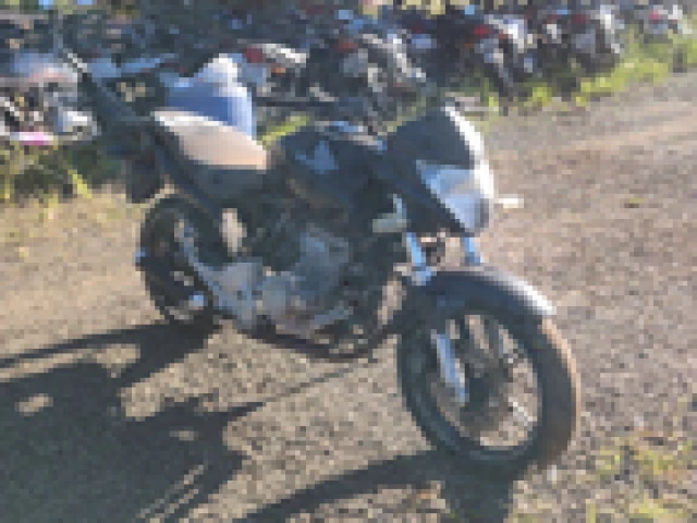 Honda/CB 300R – 12/12 – Franca/SP