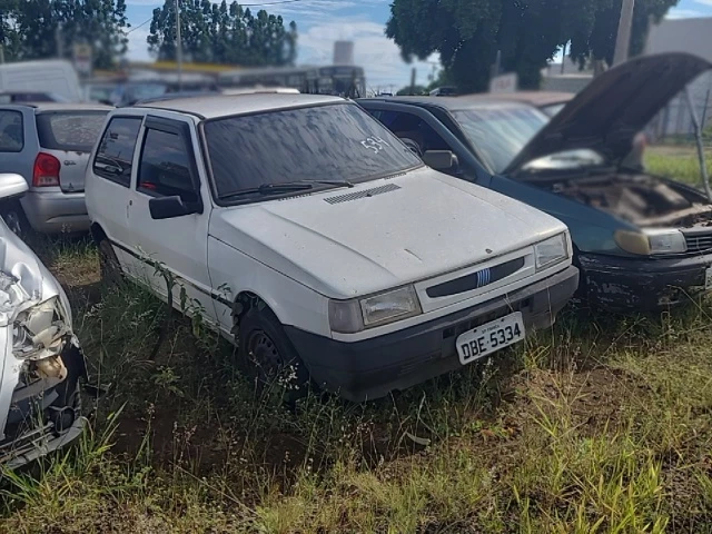 Fiat/Uno Mille Smart – 01/01 – Franca/SP