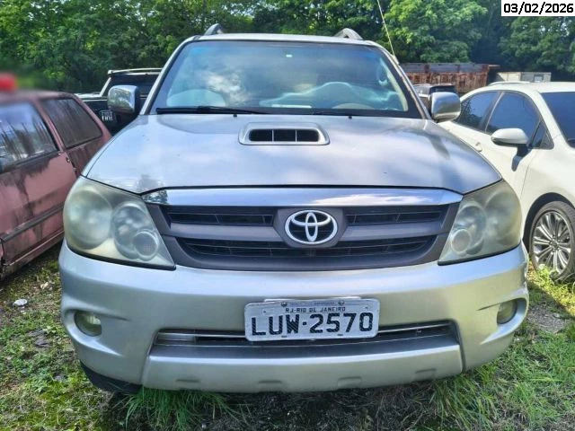 Toyota Hilux Srv 4x4