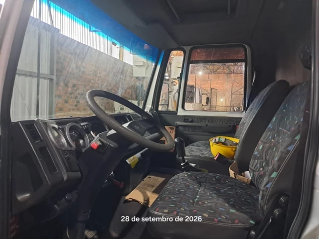 FORD/CARGO 815 E - 10/11 — foto 8 de 19
