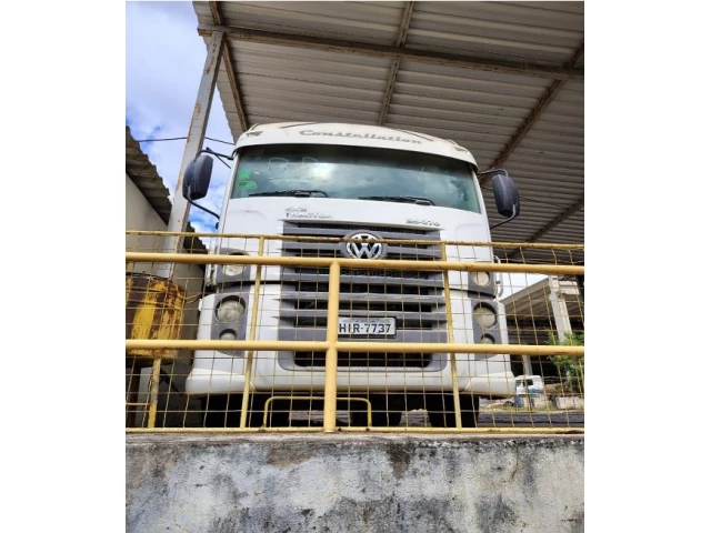 VW/25.370 CLM 6x2 - 10/11 - Vespasiano/MG