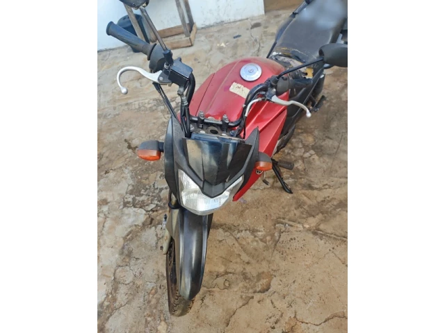 Foto 1 de YAMAHA/YS150 FAZER ED – 15/15 – Guia Lopes da Laguna/MS