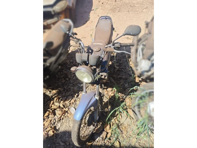 Foto 1 de YAMAHA/YBR 125E – 05/05 – Coxim/MS