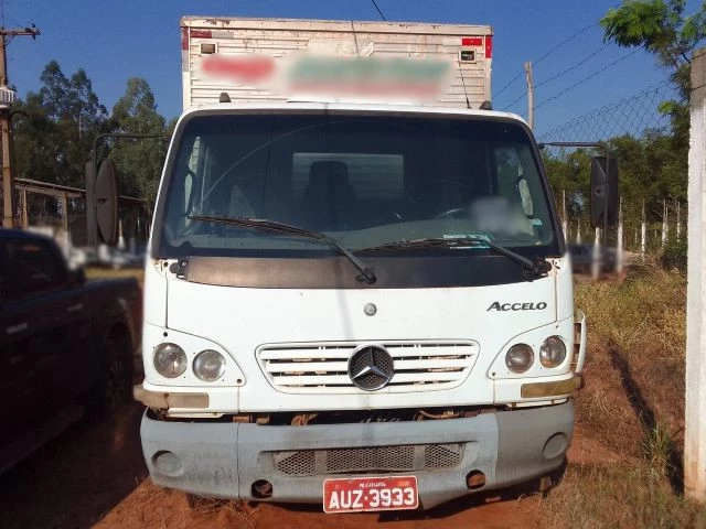 Mercedes Benz/915C – 11/11 – Campo Grande/MS
