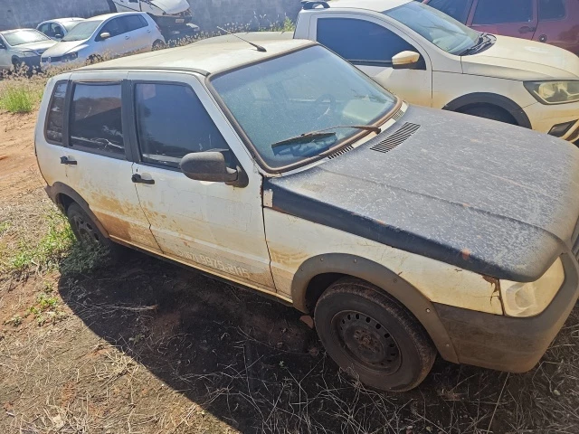 Fiat/Uno Mille Way Econ – 11/11 – Guia Lopes da Laguna/MS