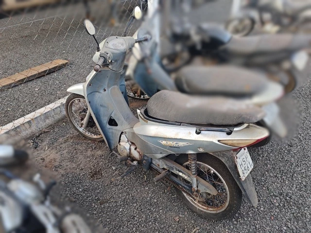 Honda/Biz 125 KS – 06/06 – Paranaíba/MS