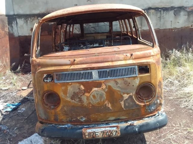 VW/KOMBI – 95/95 – Campo Grande/MS