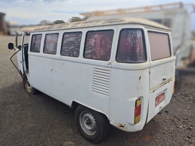 VW/Kombi – 79/79 – Paranaíba/MS