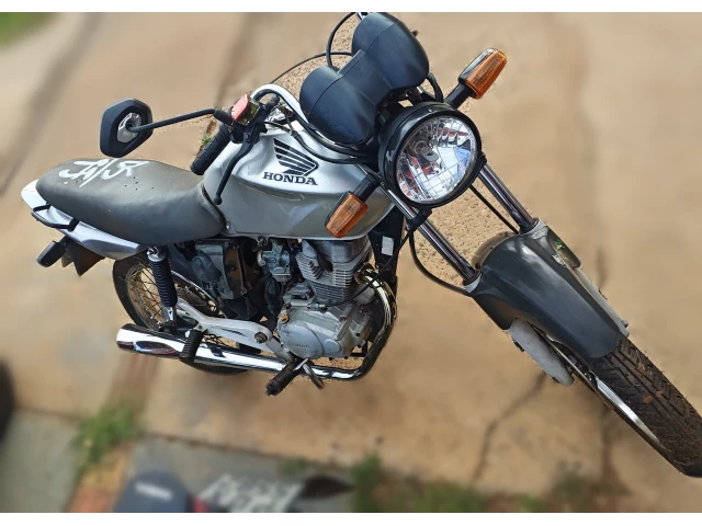 Honda CG 150 Titan Esd - 08/08 - Campo Grande/MS