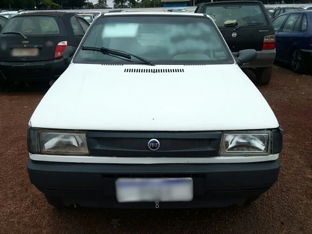 Fiat/Uno Mille Fire – 01/02 – Campo Grande/MS