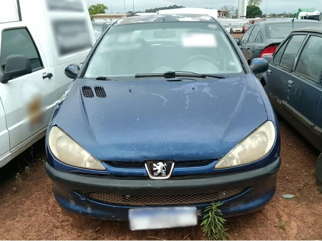 Peugeot/206 14 Presenc – 04/04 – Campo Grande/MS