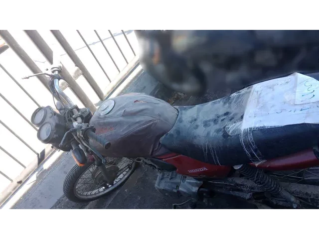 Honda CG 125 Titan KS — Sucata