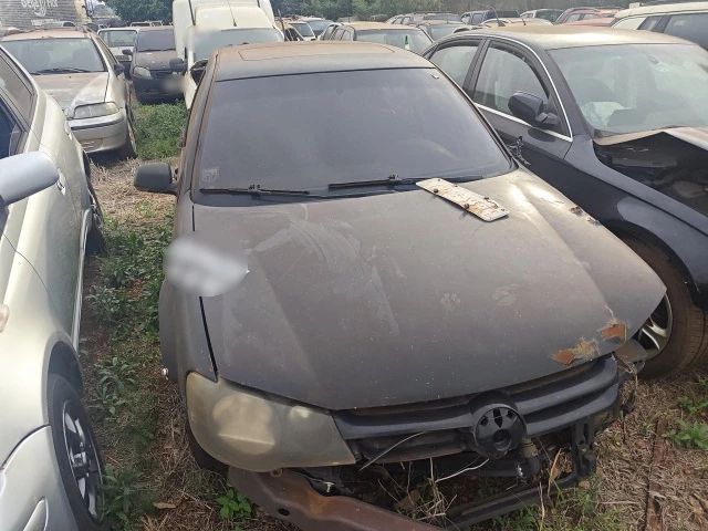 VW/Golf 1.6 Sportline – 08/08 – Dourados/MS