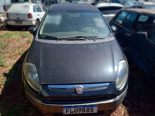 Fiat/Punto Essence 1.6 – 13/13 – Campo Grande/MS