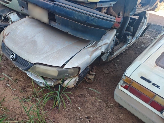 GM/VECTRA SEDAN CD – 03/03 – Coxim/MS