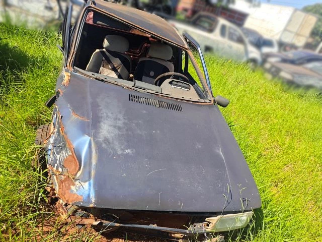 Fiat/Uno Mille SX – 96/96 – Bataguassu/MS