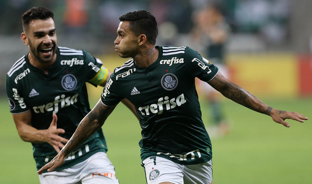 Dudu abriu o placar para a vitória do Palmeiras diante do Colo-Colo / Créditos: Reprodução Palmeiras Dudu abriu o placar para a vitória do Palmeiras diante do Colo-Colo