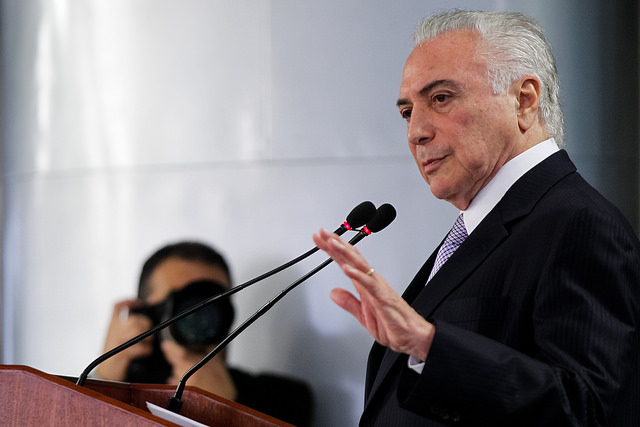Michel Temer discursa durante lançamento do DNI