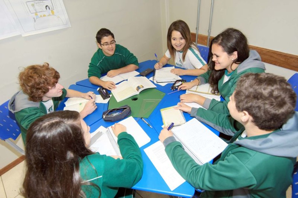 Nas escolas da Rede SESI e do SENAI, o Novo Ensino Médio foi implantado em 2018, de forma experimental, em cinco estados / Foto: Divulgação Nas escolas da Rede SESI e do SENAI, o Novo Ensino Médio foi implantado em 2018, de forma experimental, em cinco estados