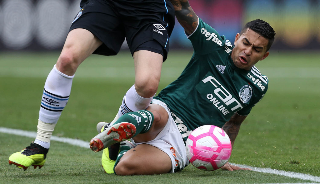 Palmeiras quer a vitória para aumentar vantagem na liderança