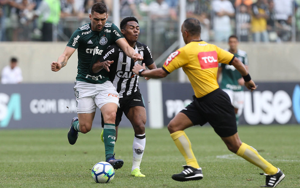 Galo e Palmeiras empataram no Independência / Créditos: Reprodução Palmeiras Galo e Palmeiras empataram no Independência