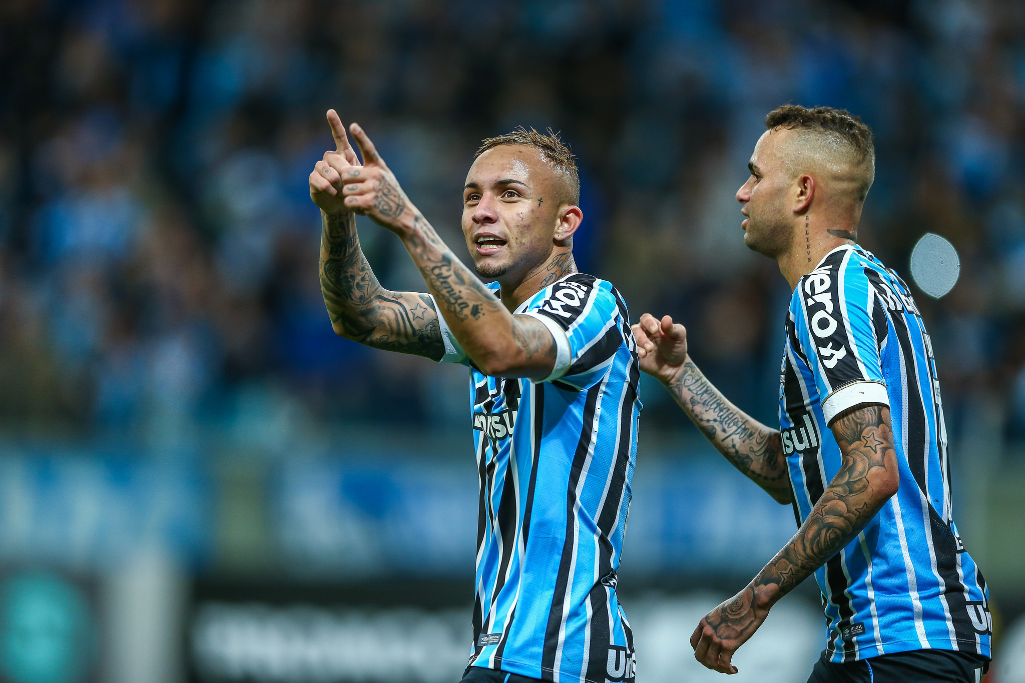 Éverton Cebolinha marcou duas vezes e deu a vitória ao Grêmio / Créditos: Lucas Uebel Éverton Cebolinha marcou duas vezes e deu a vitória ao Grêmio