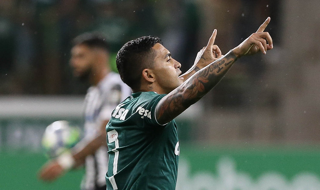 Dudu marcou o primeiro na vitória Palmeirense / Créditos: Reprodução Palmeiras Dudu marcou o primeiro na vitória Palmeirense