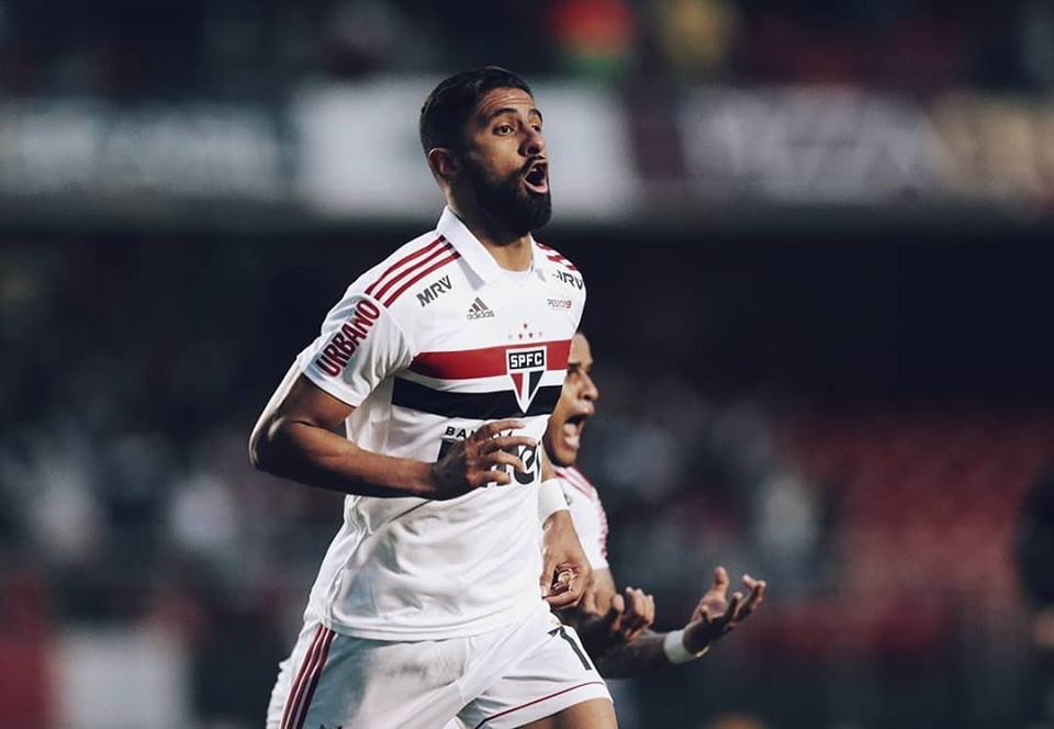 São Paulo vai tentar manter a liderança contra o Sport
