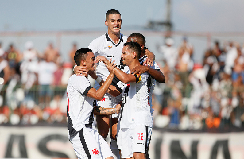 100% no carioca, o Vasco enfrenta o Flu nesta rodada