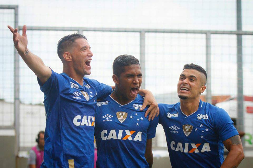 Raniel marcou e garantiu a vitória celeste no clássico /Créditos: Washington_Alves_Vinnicius_Silva_Cruzeir Raniel marcou e garantiu a vitória celeste no clássico