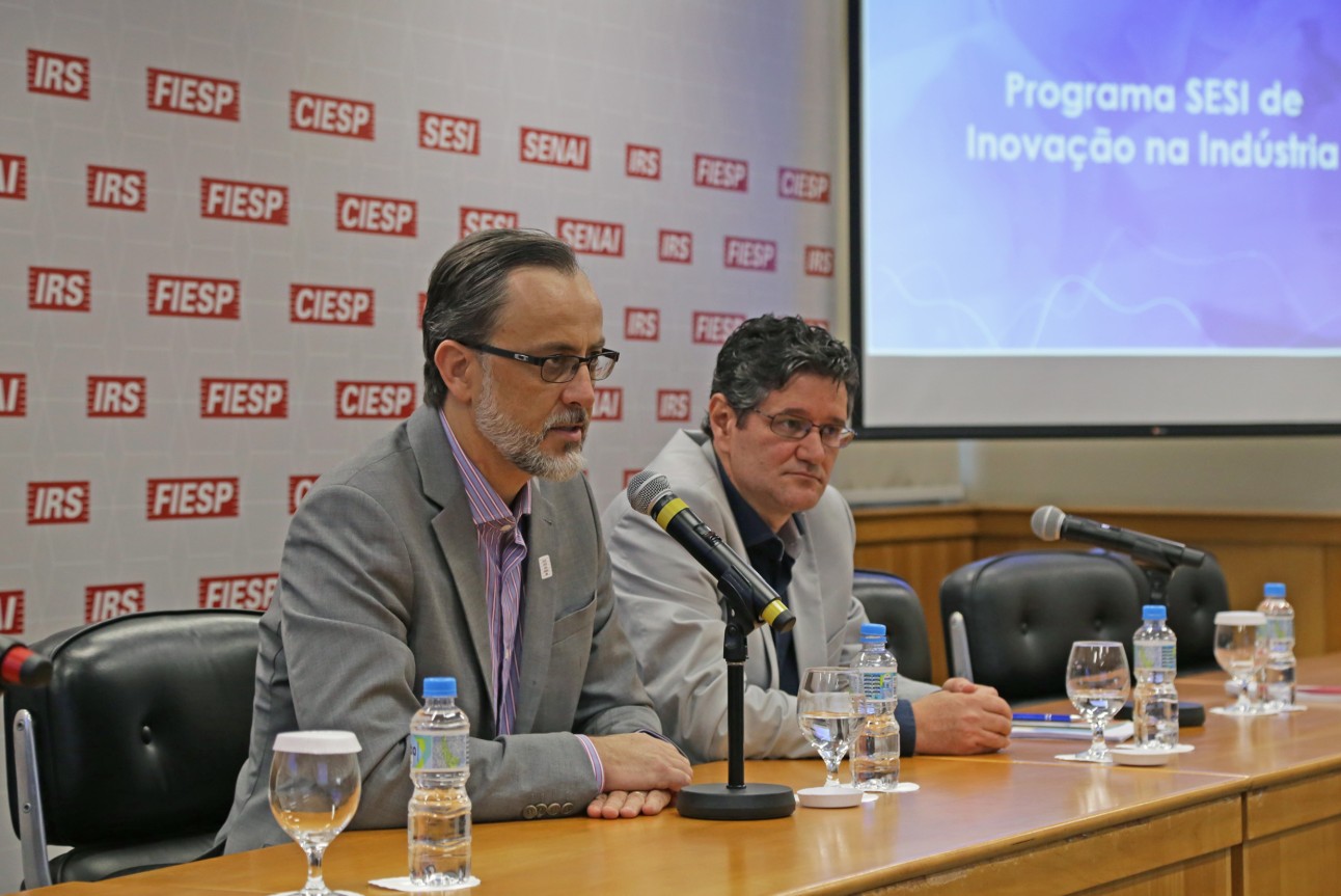 Gerentes do SESI, Emmanuel Lacerda e Eduardo Carreiro, na inauguração do novo Centro de Inovação || Foto: FIESP