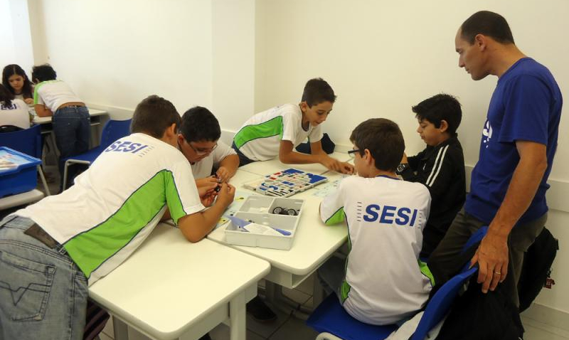 De acordo com o Ministério da Educação, o Novo Ensino Médio vai proporcionar aos estudantes escolher em quais áreas do conhecimento pretendem seguir de acordo com o interesse e talento de cada um / Foto: Divulgação De acordo com o Ministério da Educação, o Novo Ensino Médio vai proporcionar aos estudantes escolher em quais áreas do conhecimento pretendem seguir de acordo com o interesse e talento de cada um