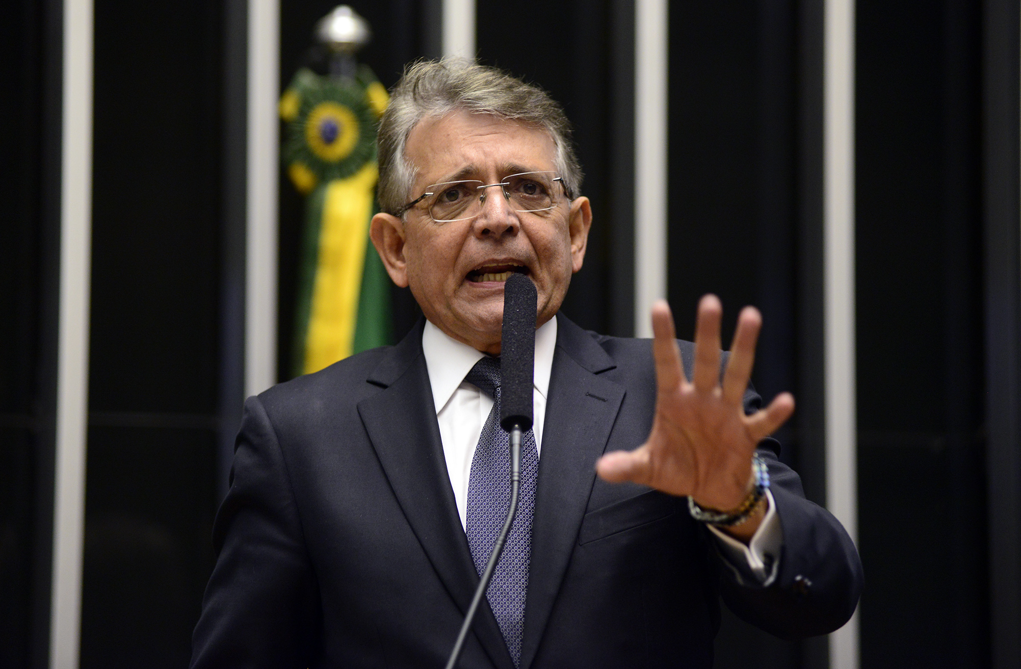 Deputado Pauderney Avelino (DEM-AM) afirma que desenvolvimento das regiões depende dos incentivos - Foto: Gustavo Lima - Câmara dos Deputados Deputado Pauderney Avelino (DEM-AM) afirma que desenvolvimento das regiões depende dos incentivos