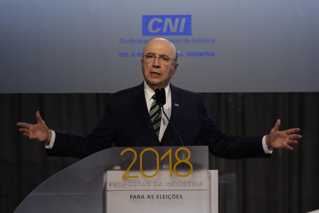 Meirelles aposta na experiência durante os governos Lula e Temer para conquistar voto dos brasileiros