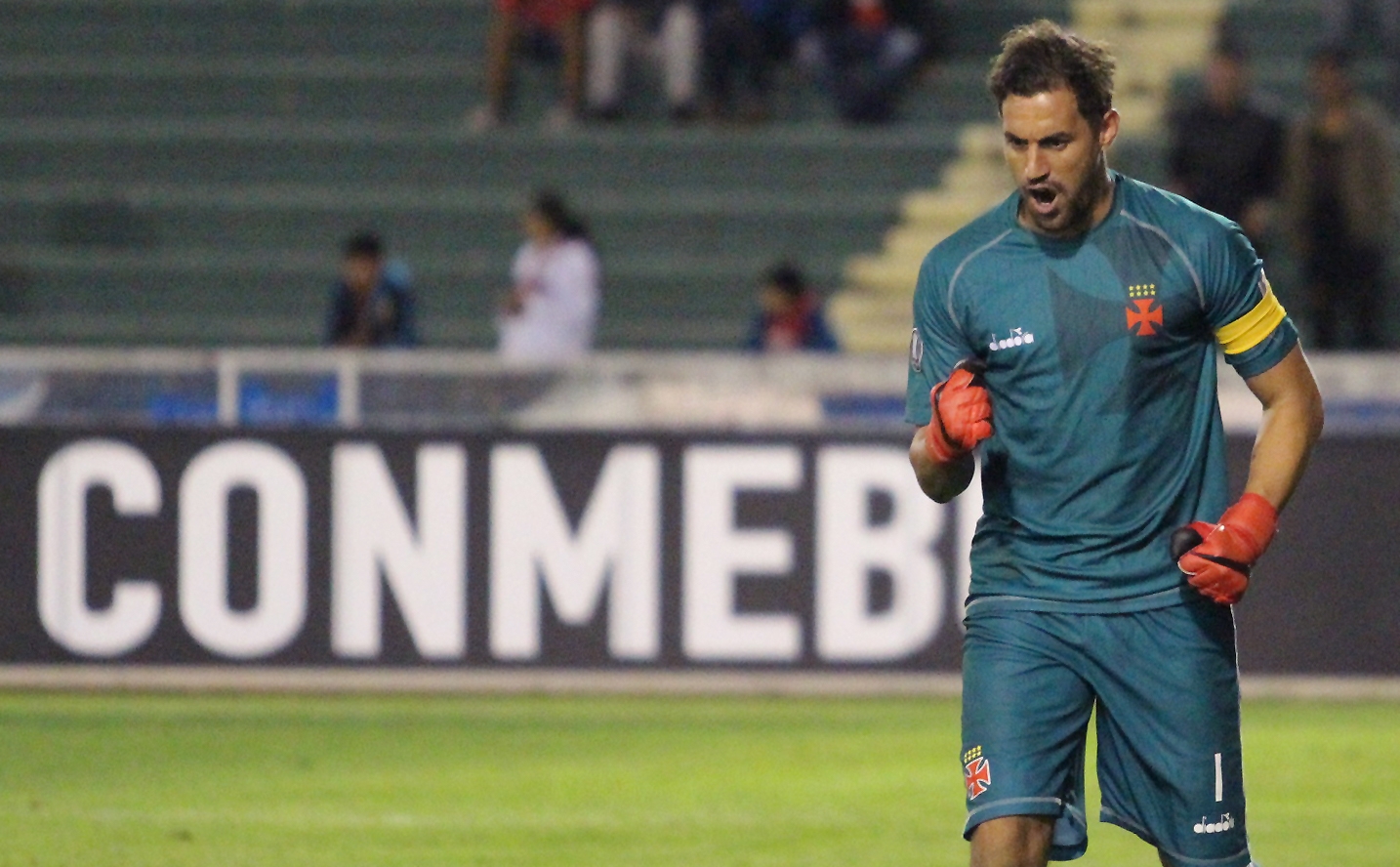 Martín Silva, um dos principais nomes do Vasco, deve ser titular na estreia pela Sul-Americana / Créditos: Carlos Gregório Jt. Martín Silva, um dos principais nomes do Vasco, deve ser titular na estreia pela Sul-Americana