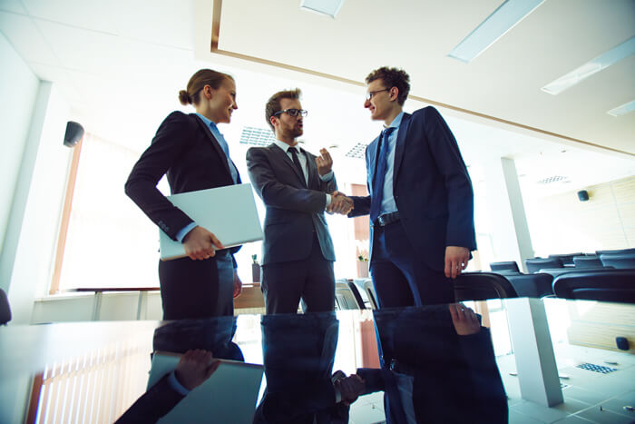 como deve ser o atendimento ao cliente