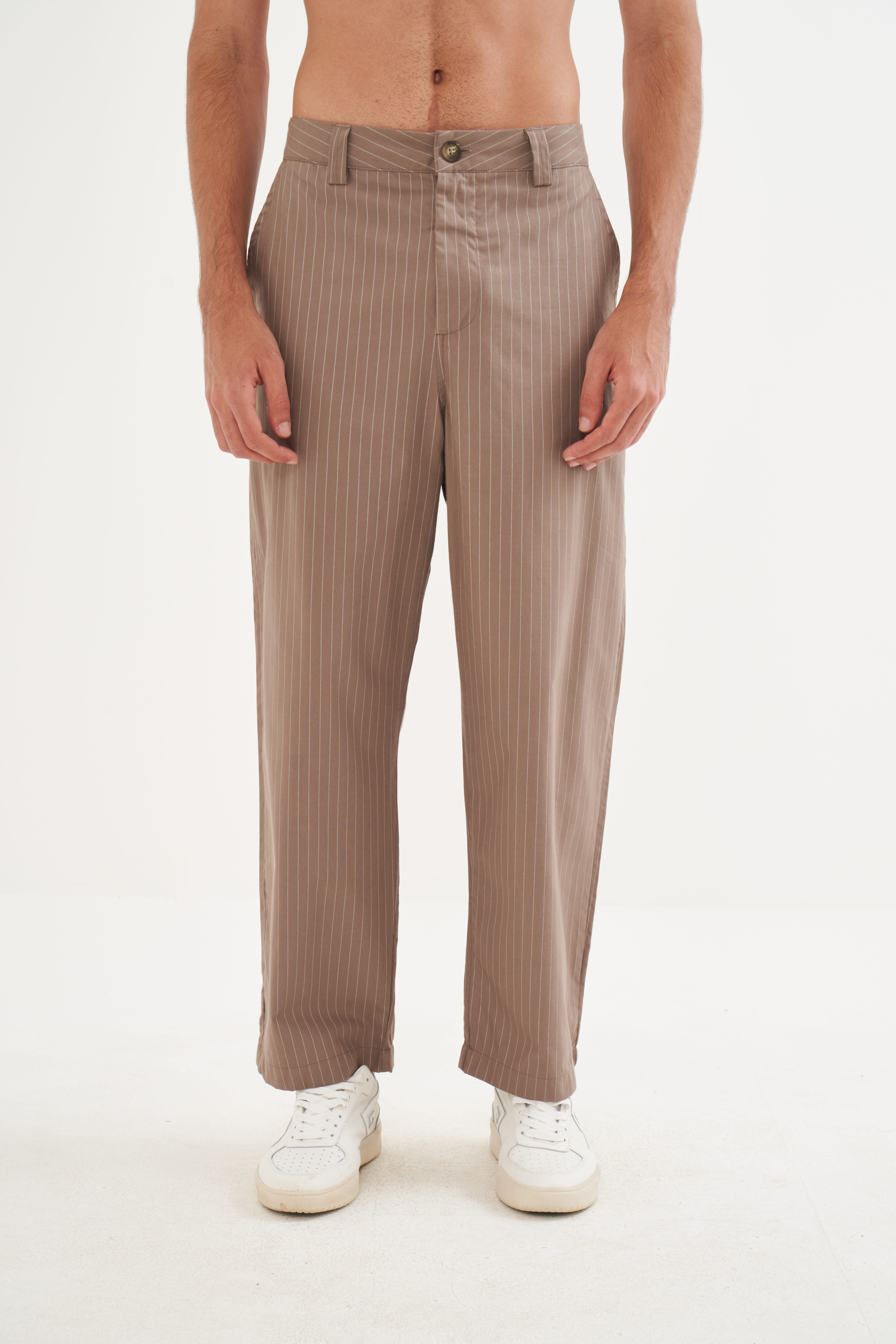 CALÇA LISTRADA 38 LISTRADO MARROM