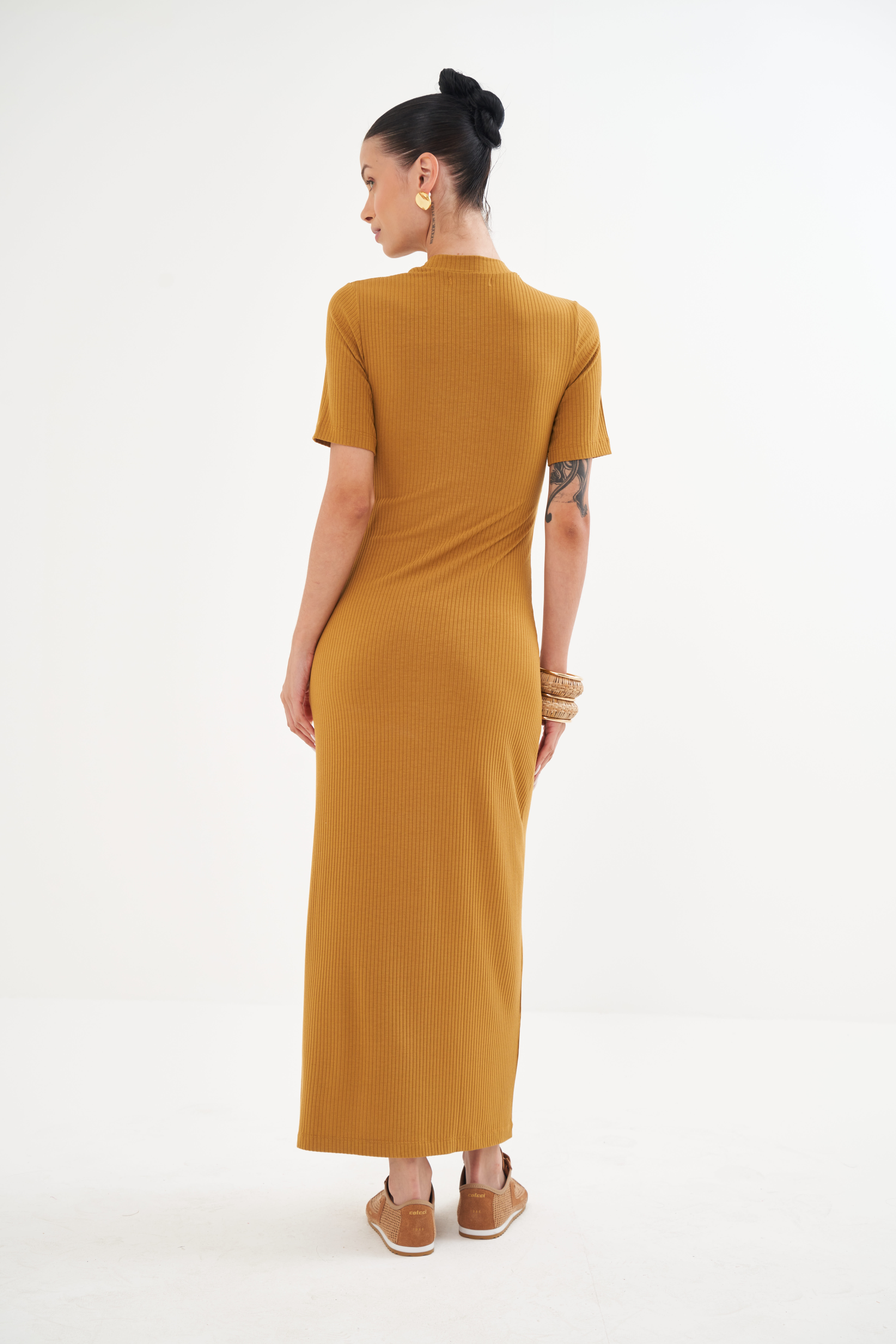 VESTIDO CANELADO G MARROM EBBELA