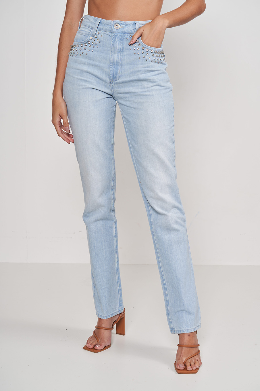 CALÇA JEANS KENDALL COM BORDADO MANUAL 38 INDIGO