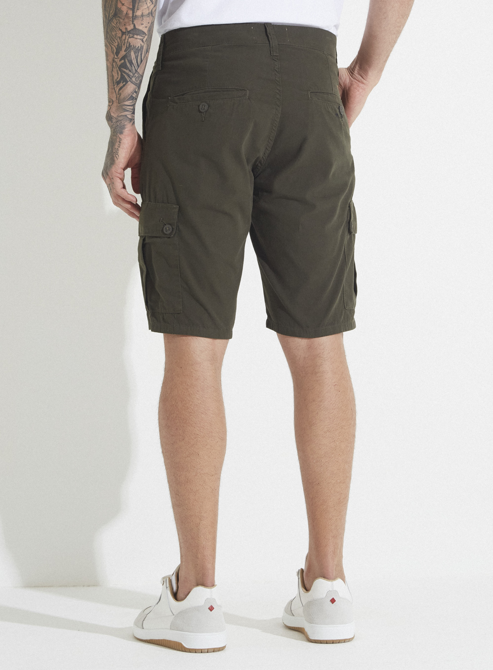 BERMUDA  SARJA BENJAMIN 40 PRETO