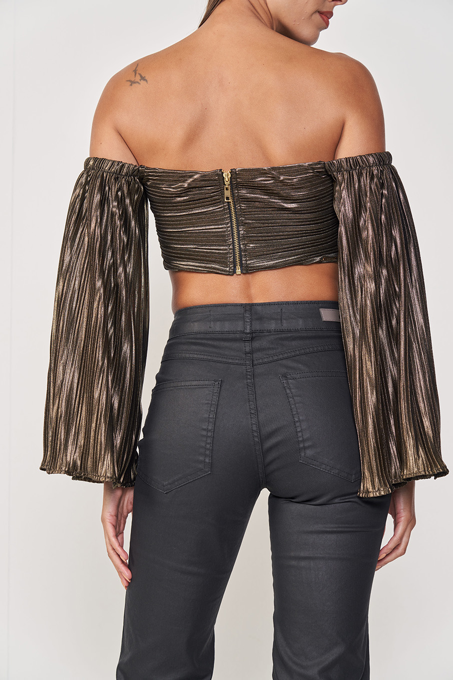 BLUSA PLISSADA METALIZADA 36 DOURADO