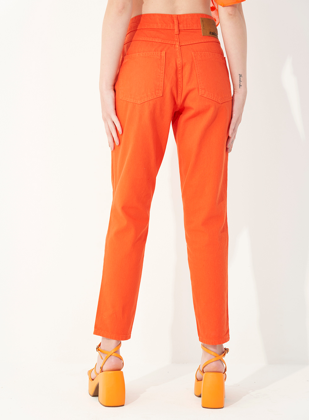 CALÇA SARJA BRUNA 36 LARANJA SAOKO